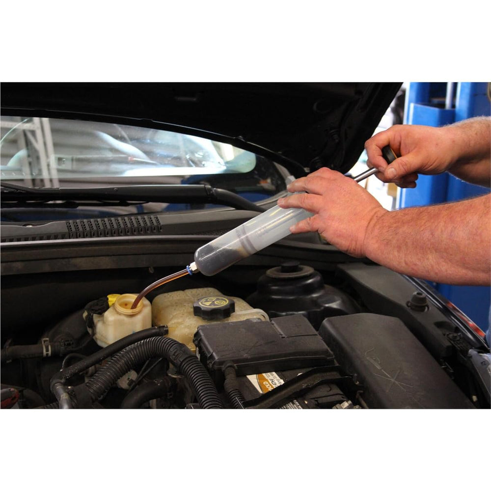 Mityvac MVA6851 non-drip cap prevents spills during use.