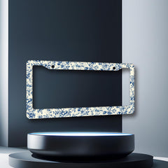 MUAWUOIK stainless steel license frame close-up highlights smooth edges.