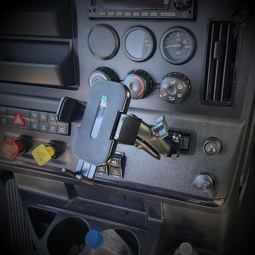 Never Inside Smash Mount FL installs via pressure-fit with no permanent modifications.