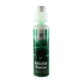 Nextzett Kristall Klar bottle poured into reservoir for clear visibility.