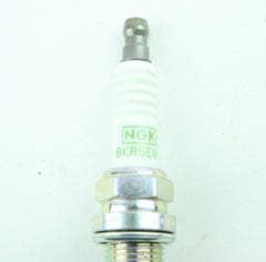 NGK 7090 G-Power electrode geometry closeup for improved ignitability.