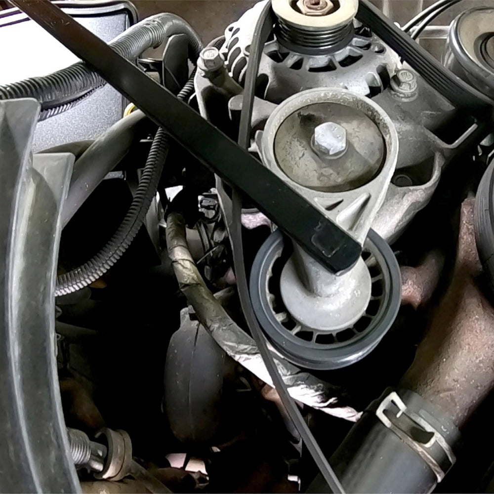 Versatile set supports belt removal and installation with ease.