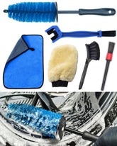 Oesee Easy Reach Brush cleans tight areas without scratching delicate surfaces.