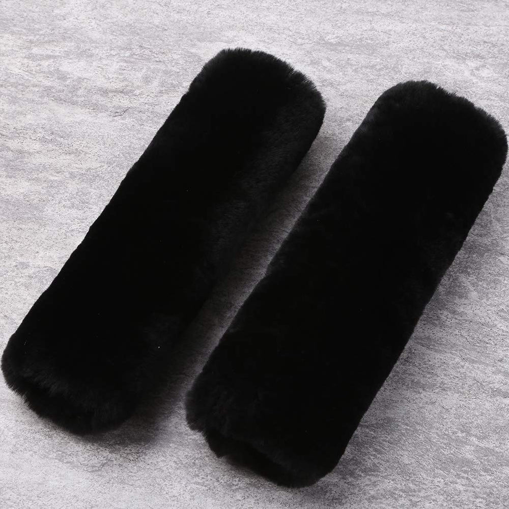 Ogland authentic sheepskin seatbelt pad in black offering cushioned comfort for long drives