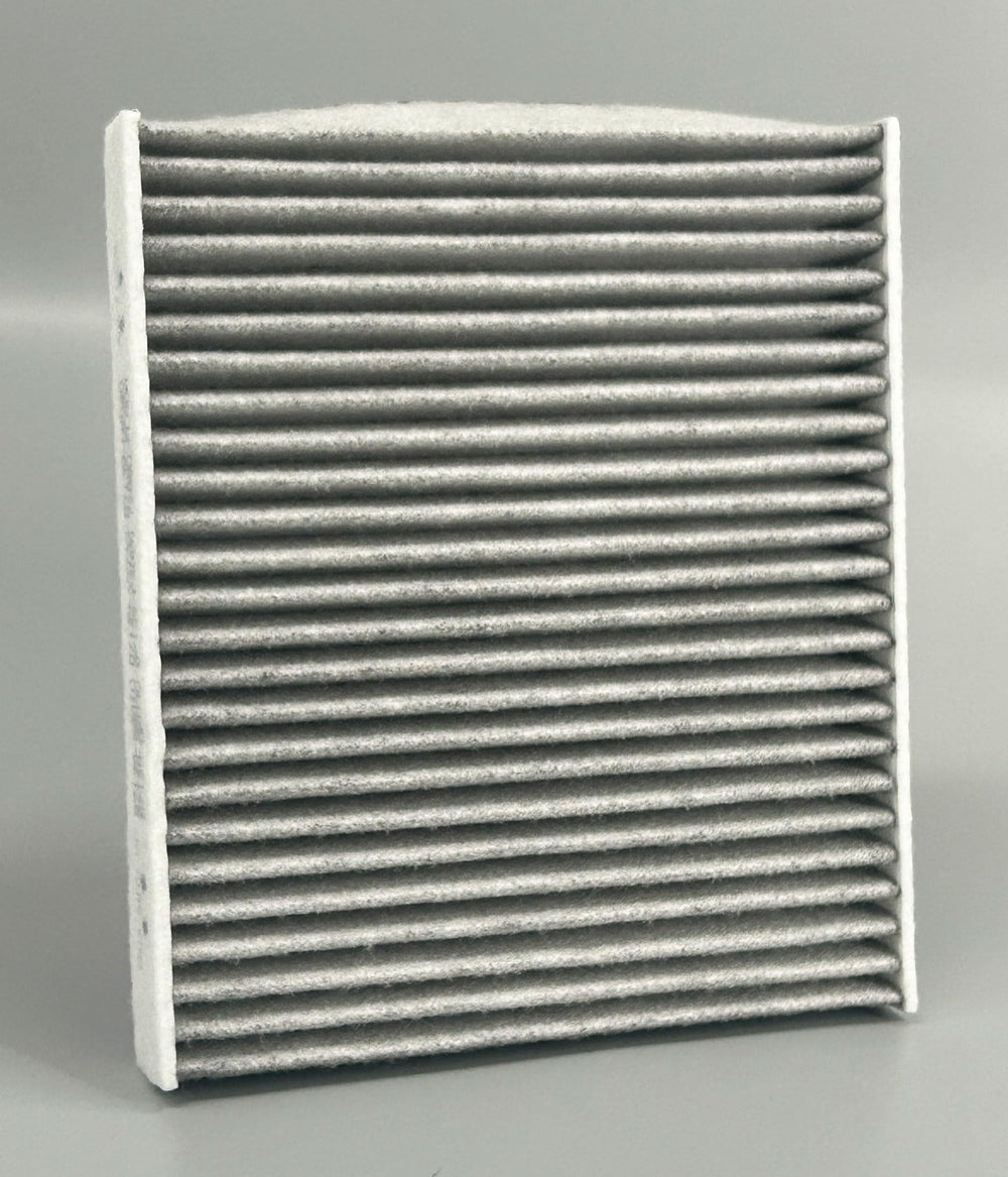 OIFILLIO packaging view, compact kit for quick, mess-free replacement.
