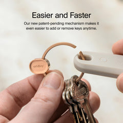 Orbitkey Ring V2 minimalist pocket design fits comfortably in your pocket.