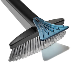 OXO Good Grips snowbrush stores compactly in trunk or door pocket.