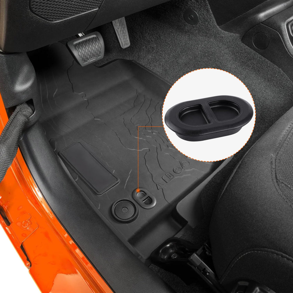 PAGOW off-road use shows floor protection against mud and water.