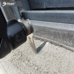 PAYA TOOLS L-shaped Design reaches confined gaps without extra effort.