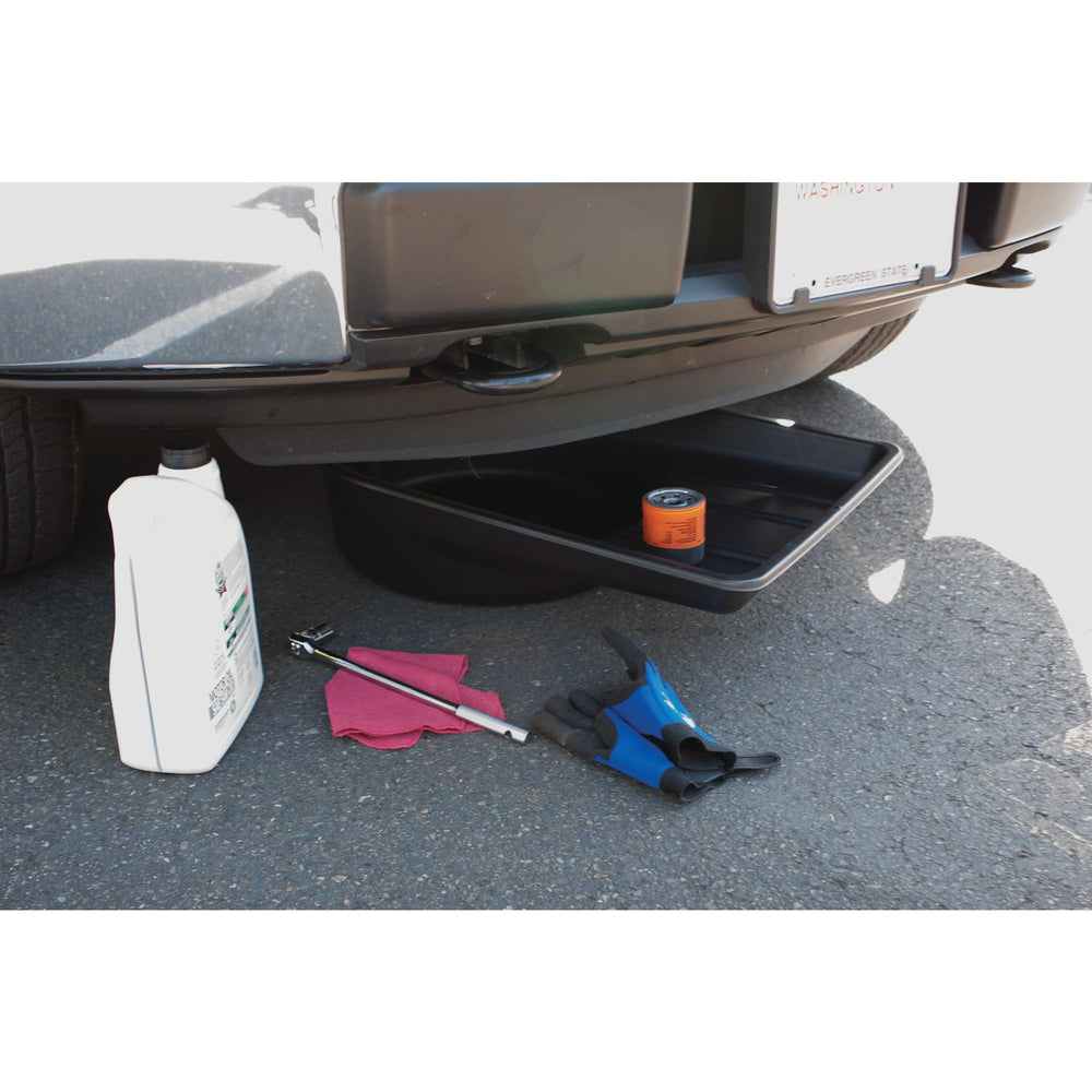 Performance Tool W4072 size 33-in-wide by 22-in-high by 8-in-deep for stable setup.