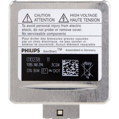 Philips D1S XenStart bulb base detail highlighting PK32d-2 connection for easy installation.