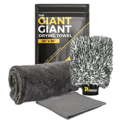 Phinish Giant Giant drying towel in action on SUV, fast one-pass absorption.