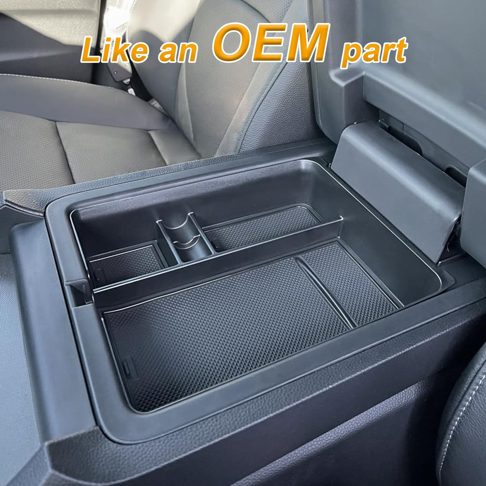 PIMCAR armrest divider with four compartments keeps sunglasses and cables organized.