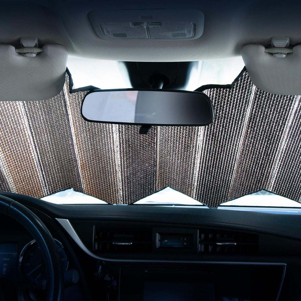 Elastic strap securing Plasticolor Star Wars sunshade when stored