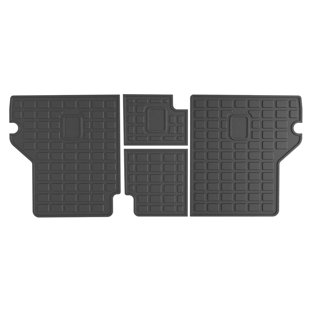 Powoq interior protection simplifies cleaning after weekend adventures.