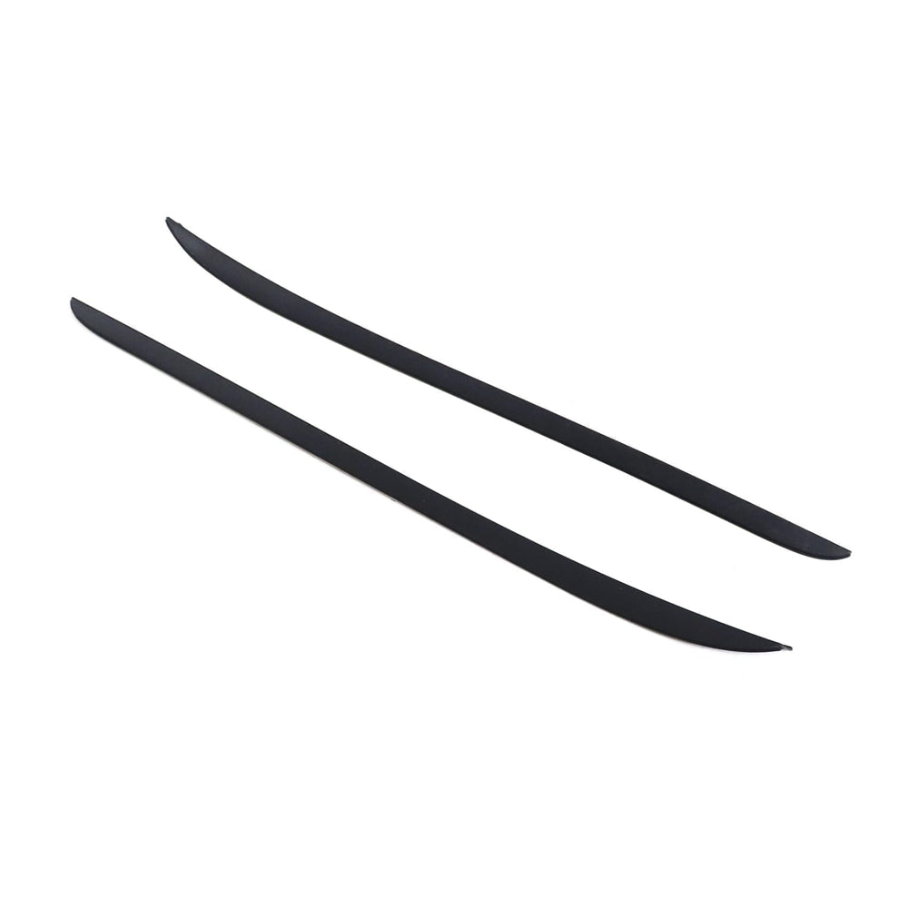 Priprilod pillar molding enhances exterior styling for Ford Focus.