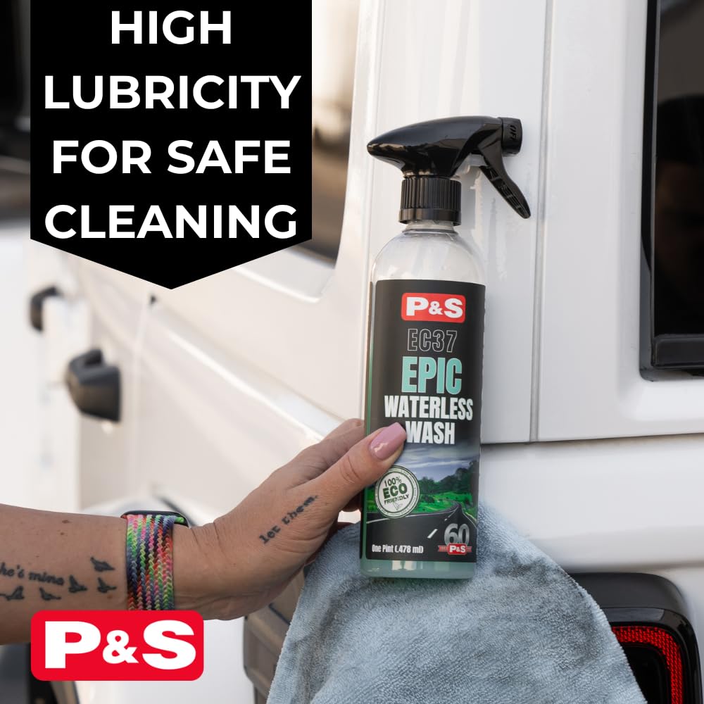 P&S Epic Waterless Wash nozzle showing controlled spray for detailing.