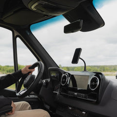 Quad Lock cup holder adjusted view enables GPS-friendly positioning.