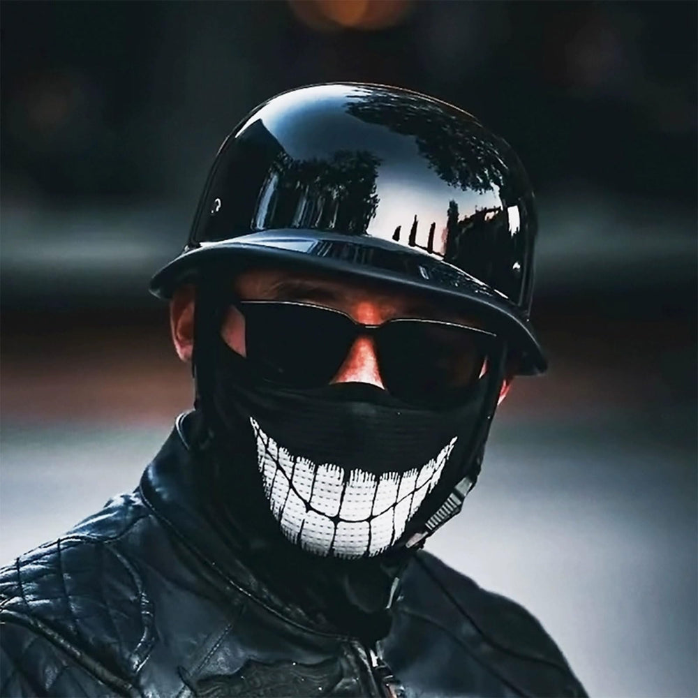 QUICKOOL helmet ideal for motorcycles, scooters, and mopeds for versatile riding.