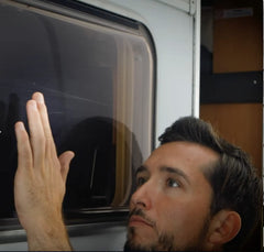 QUIXX 10003 used on boat Plexiglass to restore clarity and gloss
