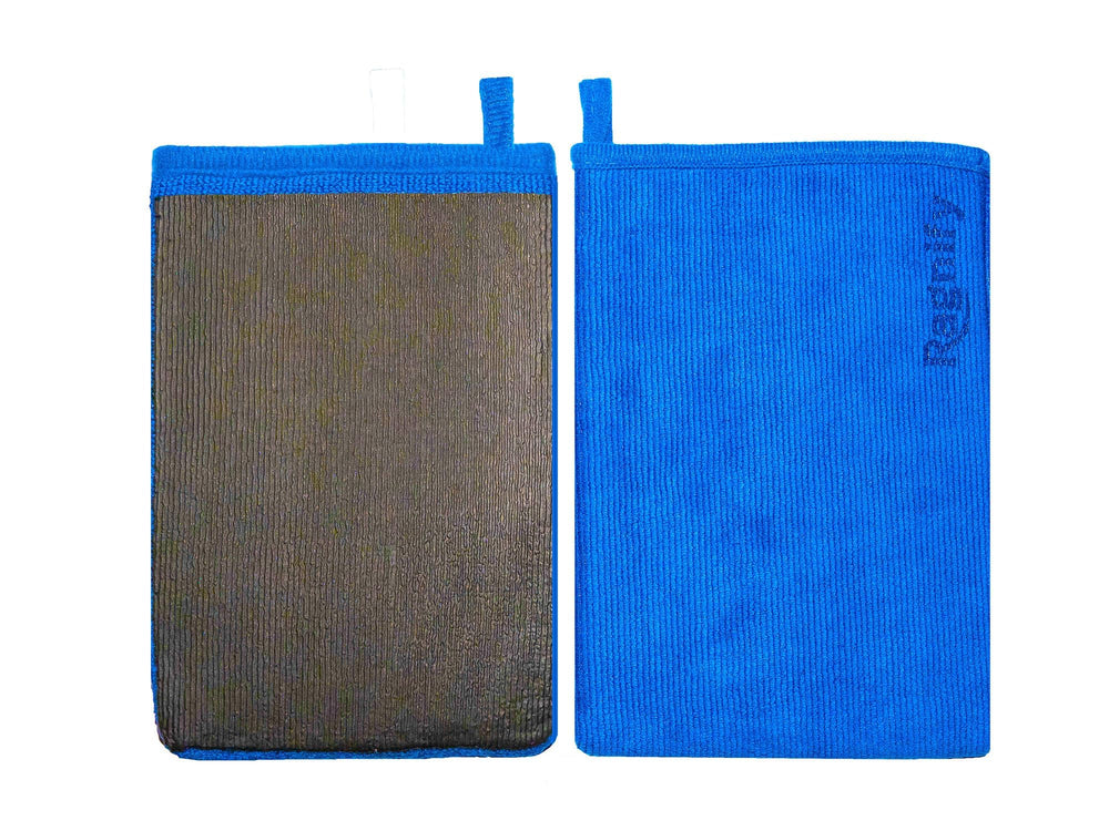 Ragnify blue clay mitt front view highlighting ergonomic design for safe detailing.