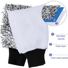Riakrum mitt featuring elastic cuff design for secure wear.