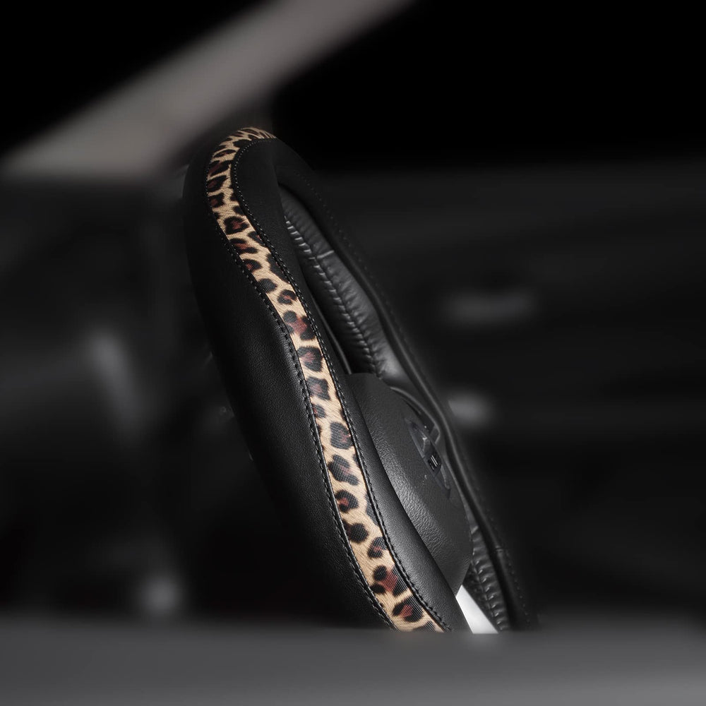Road Comforts PVC leather inner anti-slip layer improves steering control during drives.