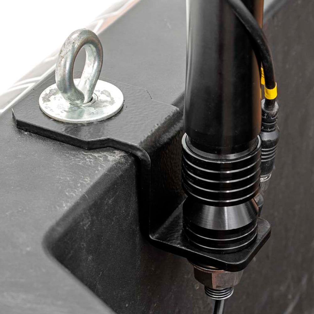 Rough Country black powder-coated finish bracket resists rust during off-road use