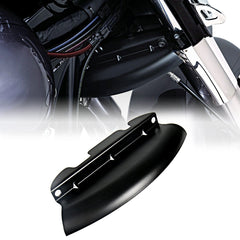 Rudyness wind deflector on Harley Touring, front view, smooth airflow