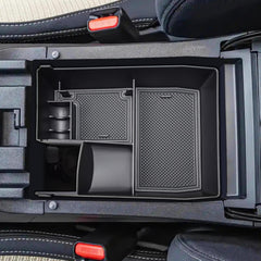 RUNROAD fits 2020-2025 Outback and Legacy consoles precisely.