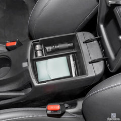 RUNROAD premium ABS tray endures daily use in the Kona cabin.