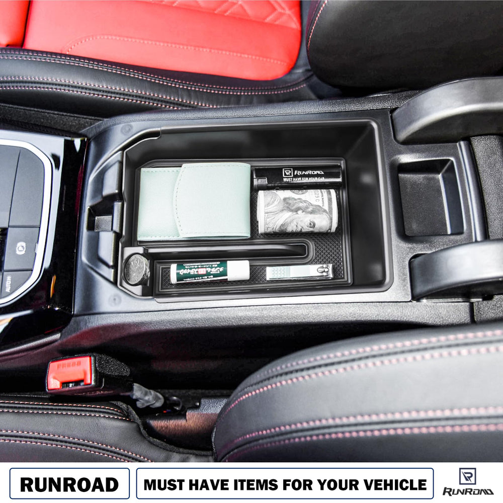 RUNROAD lipstick, keys, and coins neatly organized for easy reach.