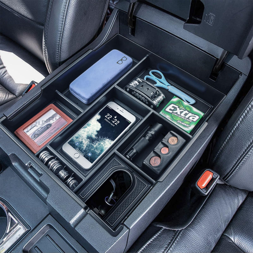 RUNROAD Tundra center console full-cover tray improves organization and accessibility.