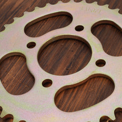 RUTU steel construction rear sprocket delivers lasting durability in rough conditions.