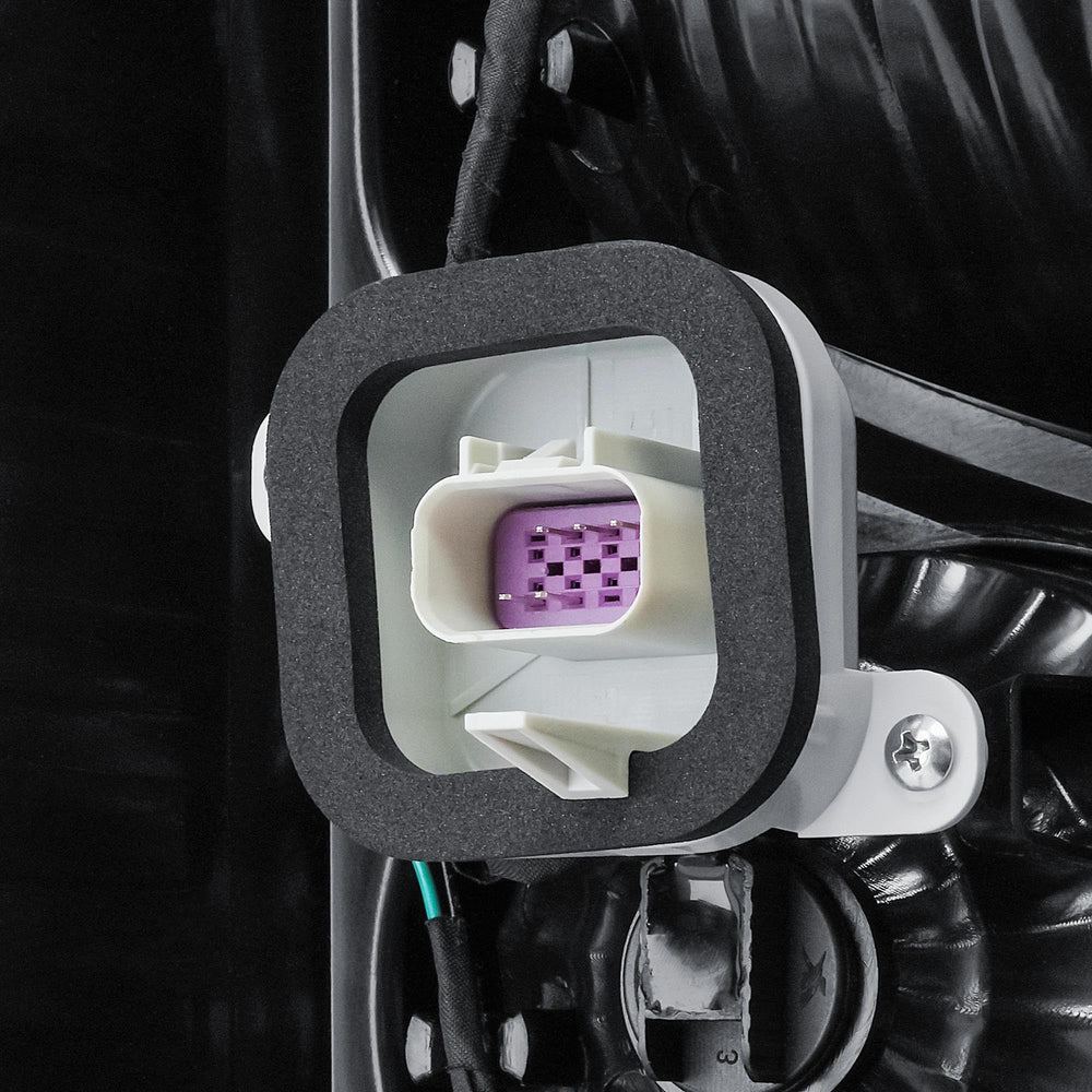 SAILIN replacement tail light provides dependable rear signaling for work vans