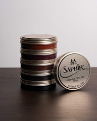 SAPHIR Medaille d’Or dark brown boots receiving brilliant mirror gloss.