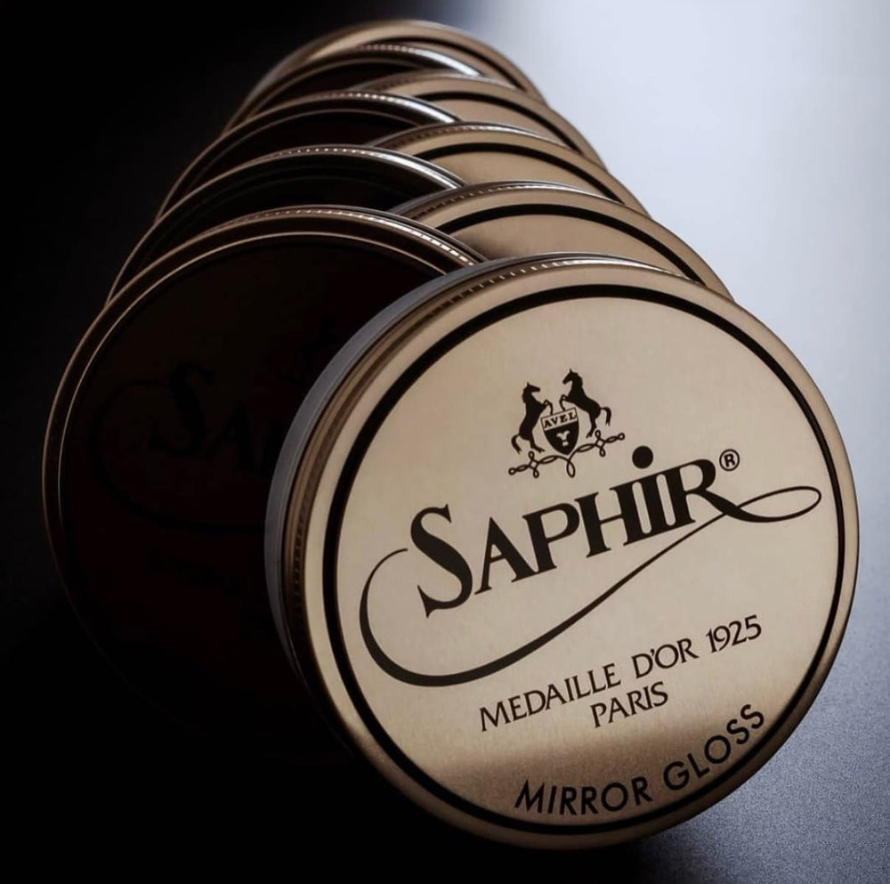 SAPHIR natural wax blend with Montan, Carnauba, Beeswax.
