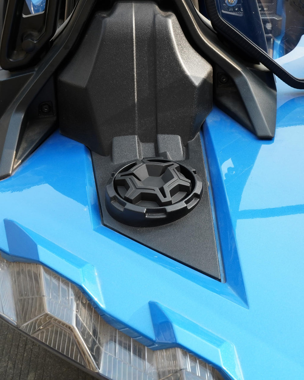 Durable ABS plastic construction from SAUTVS ensures longevity