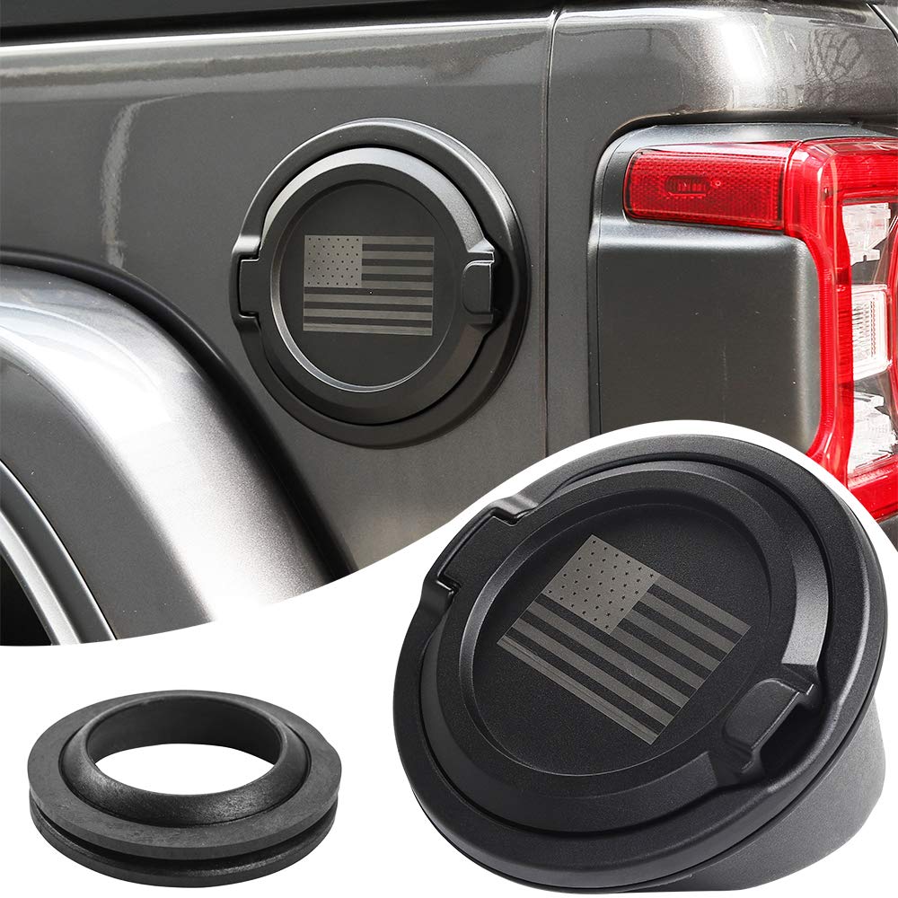 Savadicar gas cap cover on Jeep Wrangler JL/JLU front view highlighting rugged styling