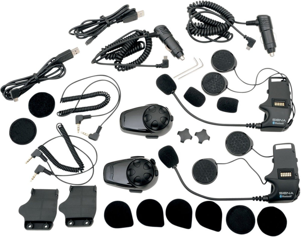 Sena SMH10D-10 intercom setup enabling rider-to-rider conversations across distances