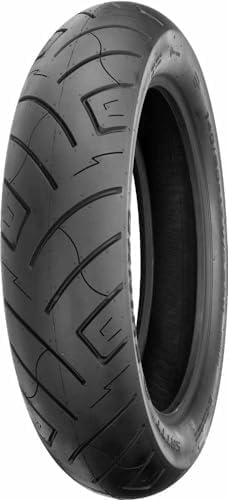 Shinko 87-4594 rear HD tire tread detail highlighting siping for wet and dry traction