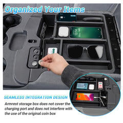 Sinminou center-console organizer matte finish adds durable, premium feel.