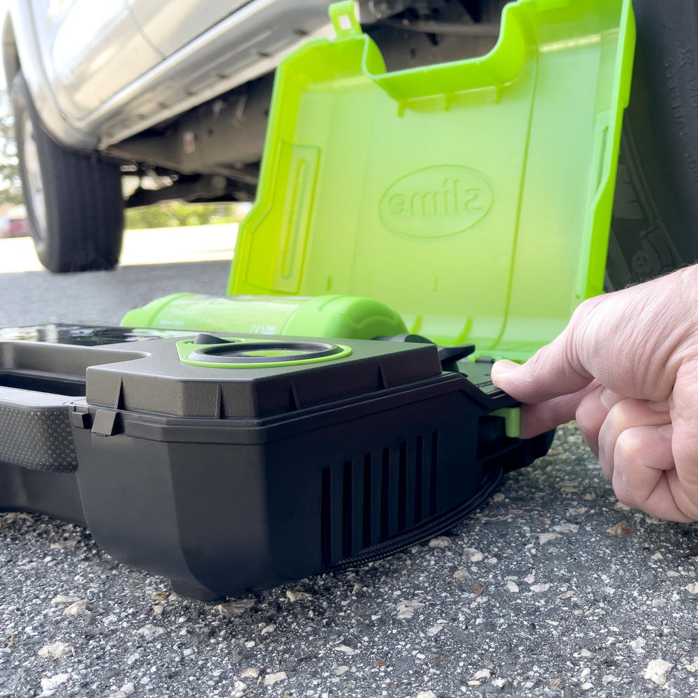 Slime 10201 cartridge installation demonstrating quick replacement.