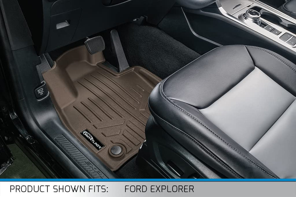 SMARTLINER cargo liner behind the 3rd row guards trunk against dirt