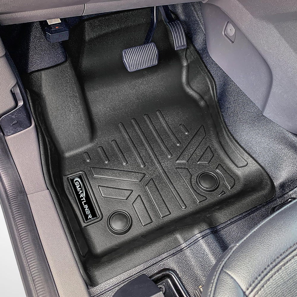 SMARTLINER front row mats for Ford Transit Connect shield against spills and wear