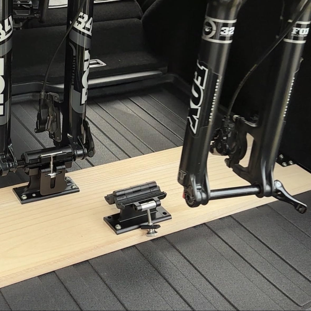 Snap Fork with axle preinstalled demonstrates universal fit across thru-axle sizes