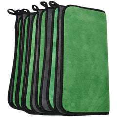 SOFTBATFY 800GSM microfiber towel with high absorbency for quick drying.