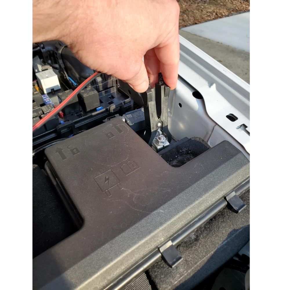Sound Troubleshooting battery clips connect to a 12V battery for on-site diagnostics.