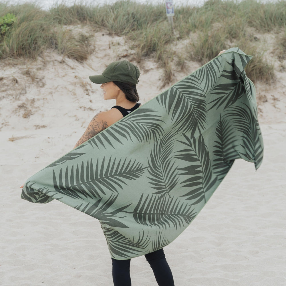 Sprints fabric close-up shows a durable 90/10 blend for quick drying.