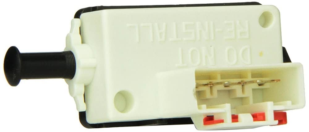 Standard Motor Products SLS237 Stoplight Switch packaging view highlighting compact size and easy installation.